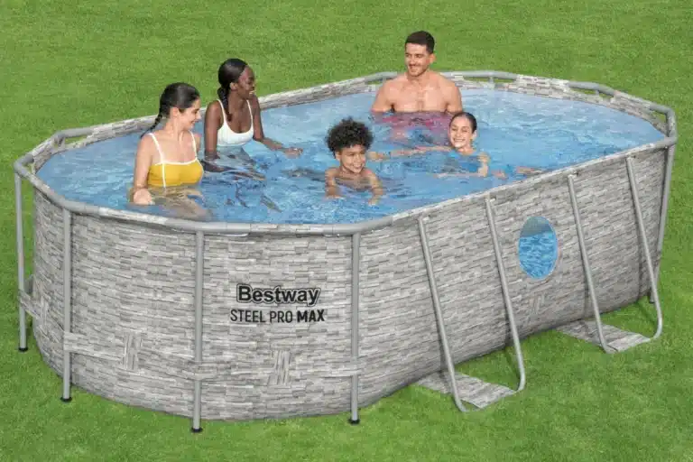 בריכת Bestway Steel Pro Max אובלית עם דופן דמוי בריקים ושני חלונות, משפחה בתוך המים | yrz